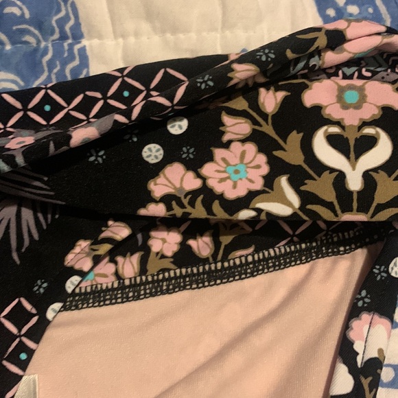 NWOT Seafolly Free Spirit Twist Band Hipster Bikini bottom black and pink - Picture 13 of 14